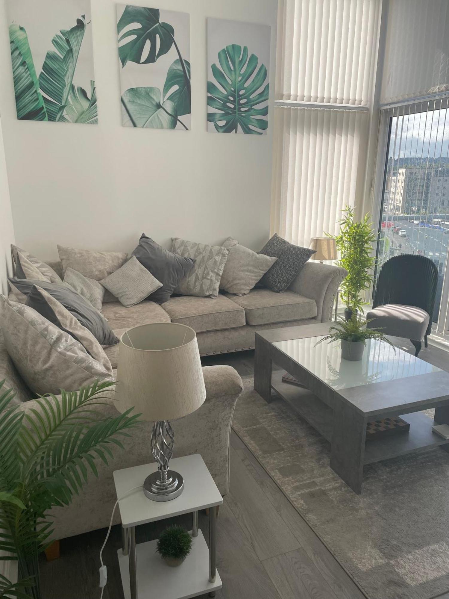 The Paisley Penthouse - Abbey View 아파트 외부 사진